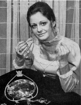 Crystal King with woman