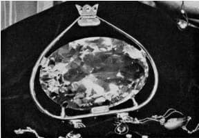 Crystal King (Smaller View) cut by alex mess